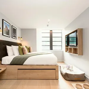 4* Lägenhetshotell Wilde Aldgate Tower Bridge